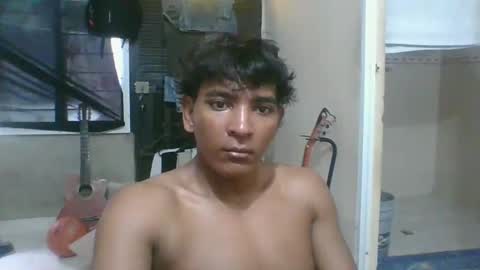 Snapshot of iammaximo chatting on 09-25-25, 05:05 iammaximo online show from 09-25-25, 05:05