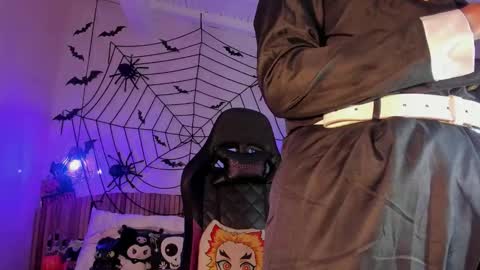 Snapshot of iamnayuta chatting on 10-22-25, 08:41 Nayuta online show from 10-22-25, 08:41