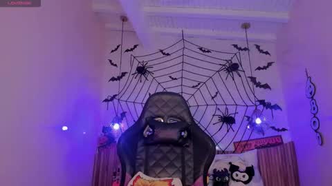 Snapshot of iamnayuta chatting on 10-26-25, 07:53 Nayuta online show from 10-26-25, 07:53