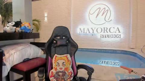 Snapshot of iamnayuta chatting on 11-16-25, 08:53 Nayuta online show from 11-16-25, 08:53