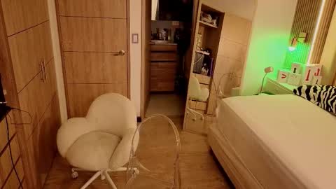 Nyxy online show from 02-21-26, 11:00