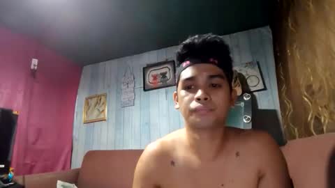 Snapshot of iampinoy1996 chatting on 09-30-25, 09:03 ben online show from 09-30-25, 09:03