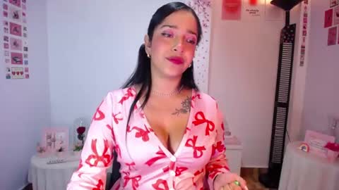 Camila online show from 07-20-26, 05:44