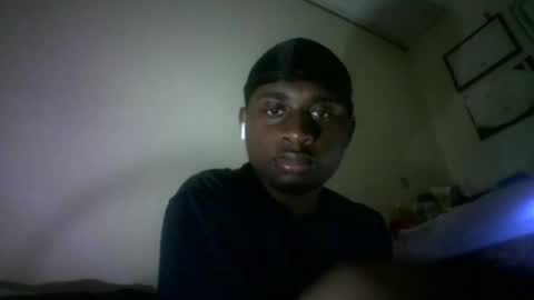 Snapshot of iamryan995442 chatting on 03-25-26, 08:15 iamryan995442 online show from 03-25-26, 08:15