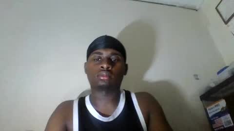 Snapshot of iamryan995442 chatting on 05-10-26, 06:02 iamryan995442 online show from 05-10-26, 06:02