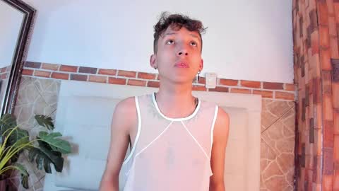 Snapshot of iamthiagox chatting on 01-20-25, 03:26 Thiago online show from 01-20-25, 03:26