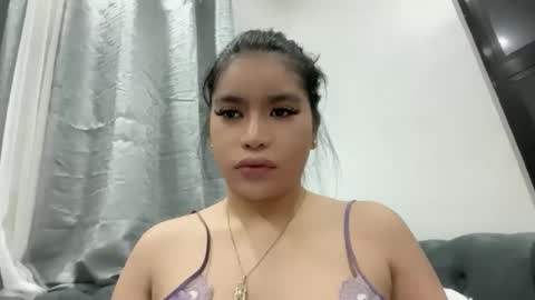Snapshot of iamviviana chatting on 11-13-25, 10:58 Vivi online show from 11-13-25, 10:58