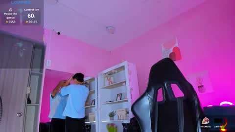 IAN CASTILLO online show from 10-30-25, 11:22