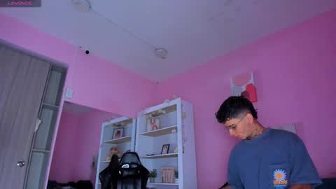 IAN CASTILLO online show from 11-07-25, 11:10