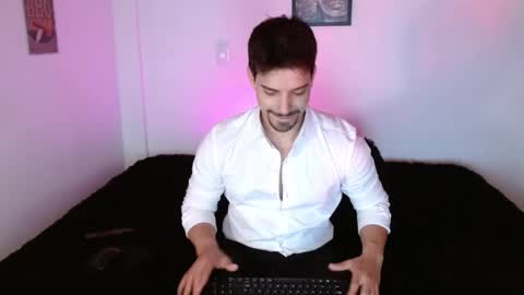 Ian Davis online show from 11-27-25, 06:21