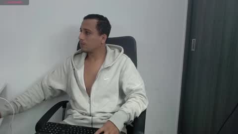 ian_taylor_xxx online show from 01-27-25, 02:10
