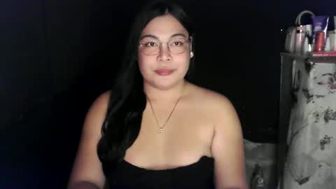 Snapshot of iana_whorexxx chatting on 05-09-26, 11:37 iana online show from 05-09-26, 11:37