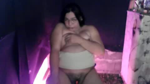 Snapshot of iana_whorexxx chatting on 05-27-26, 02:25 iana online show from 05-27-26, 02:25