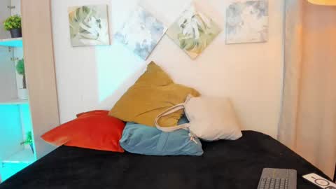 ian  online show from 11-06-25, 02:56