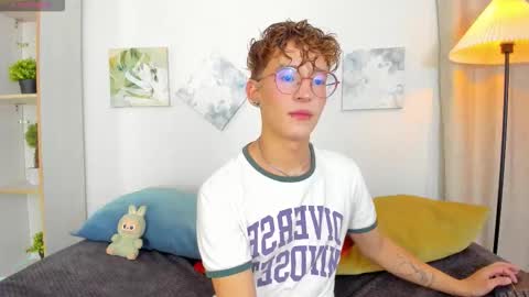 ian  online show from 11-11-25, 03:06