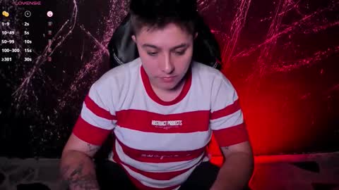 Snapshot of iangilbert chatting on 10-24-25, 11:12 ian online show from 10-24-25, 11:12