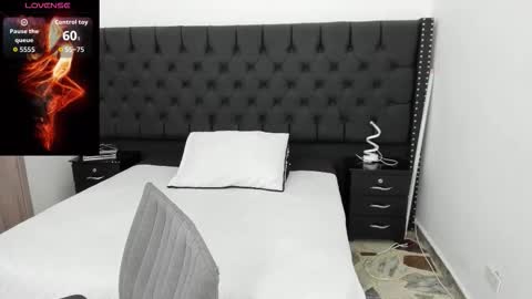 Snapshot of iangilbert chatting on 11-24-25, 08:19 ian online show from 11-24-25, 08:19