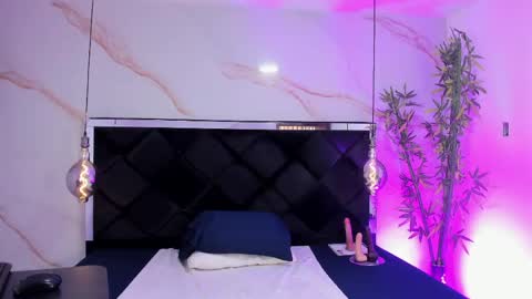 ibbie_ online show from 04-23-26, 12:29