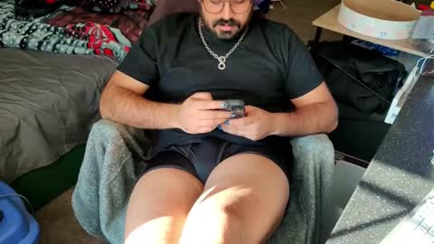 iBear0 online show from 02-15-26, 09:33