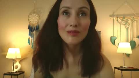 Iberian Moon online show from 02-24-26, 05:44