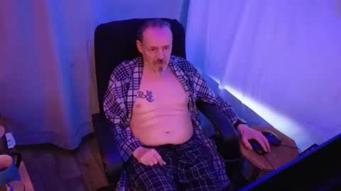 Snapshot of ibrichyrich chatting on 04-30-26, 12:50 Rich online show from 04-30-26, 12:50