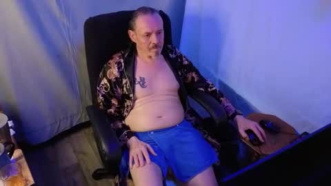 Snapshot of ibrichyrich chatting on 05-07-26, 01:11 Rich online show from 05-07-26, 01:11
