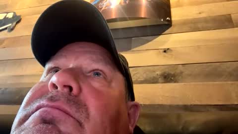 icanmakeyousquirt69 online show from 06-01-26, 07:15