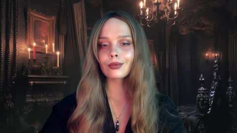 Nina online show from 09-28-25, 08:36