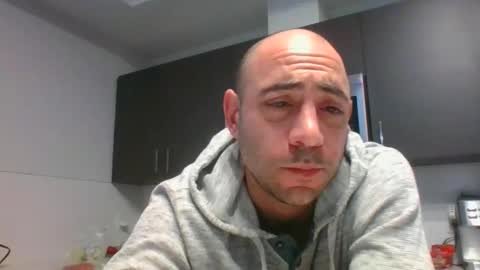 icecreammanx online show from 01-18-26, 11:30