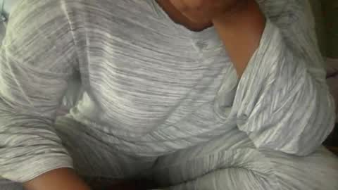 icedcoffeex online show from 11-17-25, 06:24