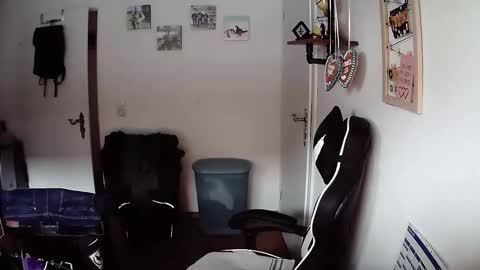 iceoli123 online show from 02-16-26, 04:25