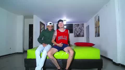 THOMAS AND DAMIAND online show from 09-27-25, 01:16