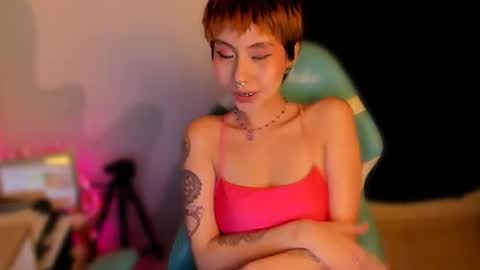 Snapshot of ichika__oto chatting on 06-14-26, 02:57 Natalia online show from 06-14-26, 02:57