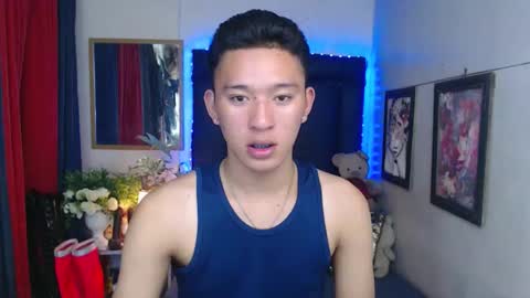 Snapshot of iconicmateo chatting on 10-14-25, 04:13 Mateo online show from 10-14-25, 04:13