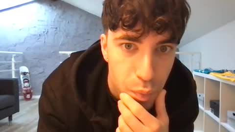 Snapshot of icyninesix chatting on 01-03-25, 09:04 icyninesix online show from 01-03-25, 09:04