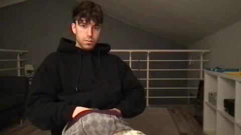 Snapshot of icyninesix chatting on 02-09-25, 03:32 icyninesix online show from 02-09-25, 03:32