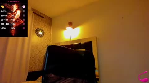 Idara Smith online show from 07-11-26, 01:52