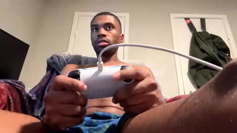 Snapshot of idropbabies chatting on 12-27-24, 08:35 UNO online show from 12-27-24, 08:35