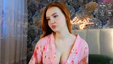 Snapshot of ifeelllove chatting on 02-20-25, 04:07 Ann online show from 02-20-25, 04:07