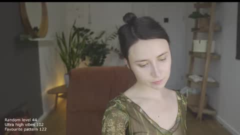 Belle online show from 10-27-25, 12:31