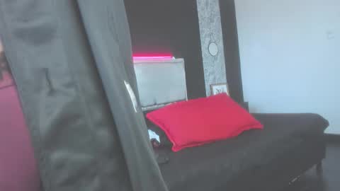 Snapshot of ihat_s7s chatting on 03-26-26, 07:08 ihat_s7s online show from 03-26-26, 07:08