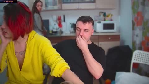 Julia and Mira online show from 12-11-24, 05:37