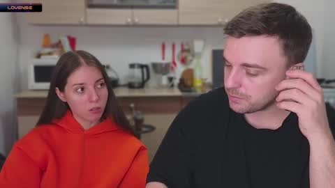 Julia and Mira online show from 01-30-25, 05:49