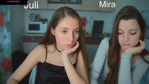Julia and Mira online show from 03-01-25, 02:13