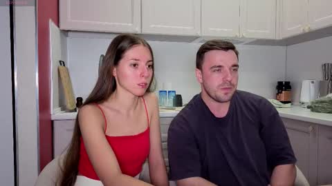 Julia and Mira online show from 09-17-25, 05:58