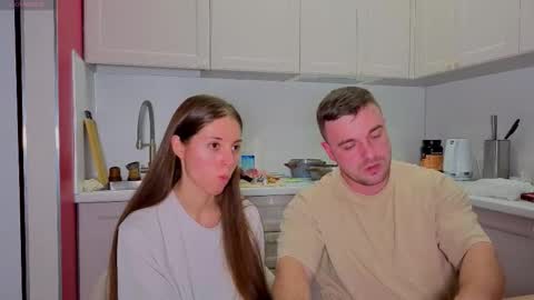 Julia and Mira online show from 09-25-25, 05:05