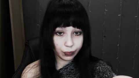 iiiiiiis online show from 04-02-26, 11:46