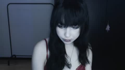 iiiiiiis online show from 07-21-26, 12:35