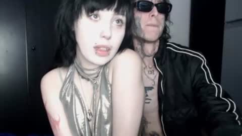 iiiiiiis online show from 08-03-26, 11:08