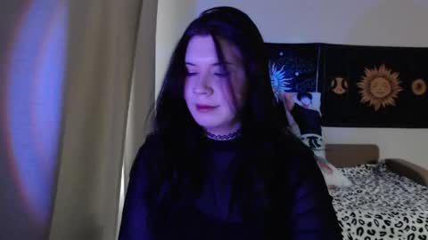 Snapshot of iintimate_flesh chatting on 05-04-26, 02:02 Vella online show from 05-04-26, 02:02